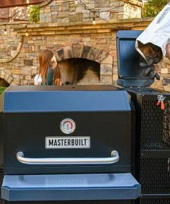 Masterbuilt Gravity Series® 1050 Digital Charcoal Grill + Smoker Grills 11 Masterbuilt Gravity Series® 1050 Digital Charcoal Grill + Smoker Grills