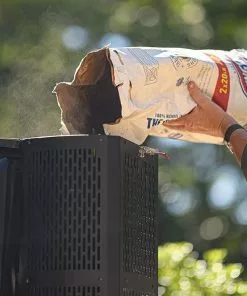 Masterbuilt Gravity Series® 560 Digital Charcoal Grill + Smoker 12 Masterbuilt Gravity Series® 560 Digital Charcoal Grill + Smoker