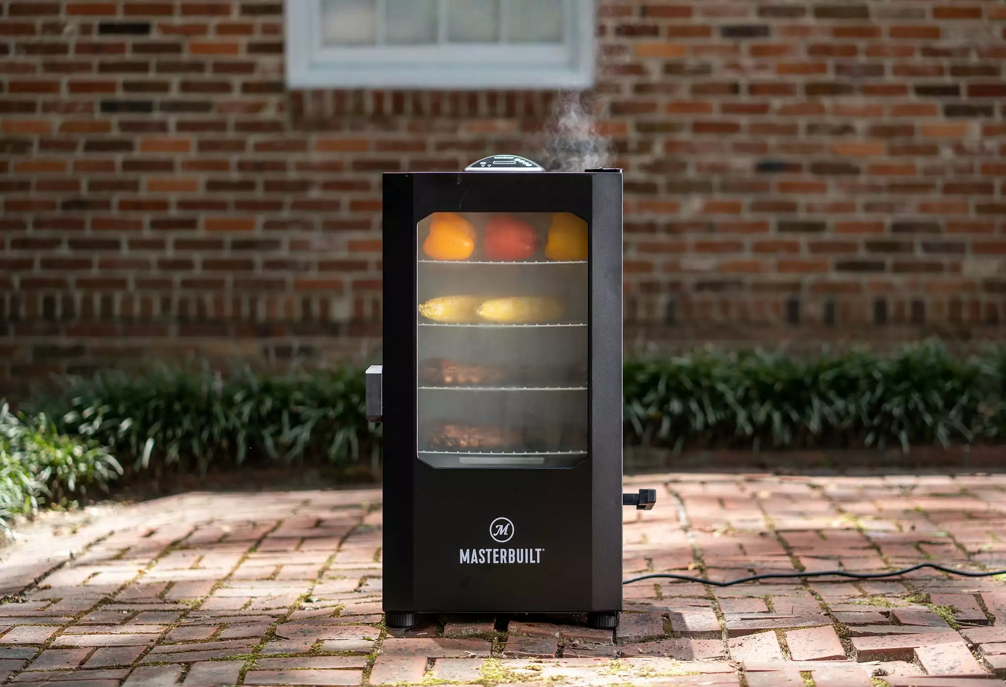 Masterbuilt Smokers 30 Inch Digital Electric Smoker With Window 4 Masterbuilt Smokers 30 Inch Digital Electric Smoker With Window